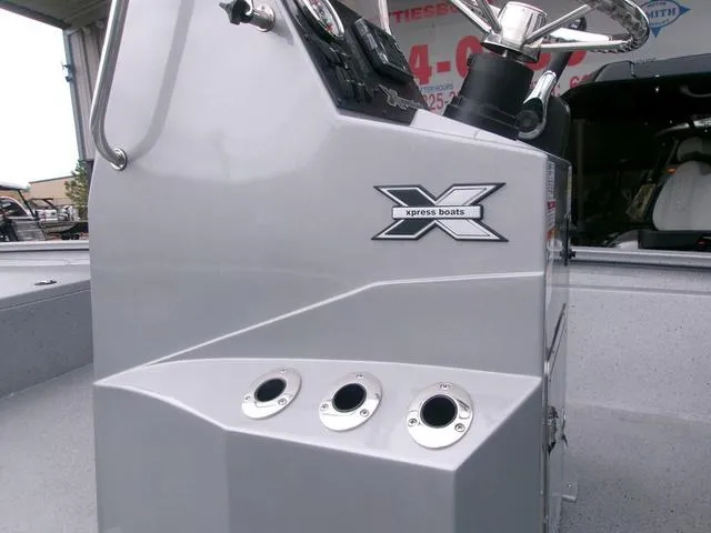 Slide: The Image of Xpress H210B 2025 - 3