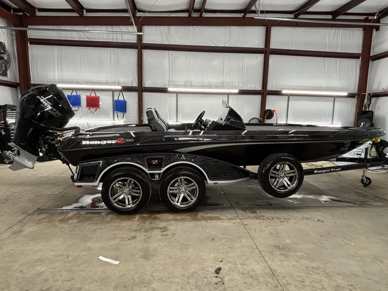 The Image of Ranger Z521 2025 - 1