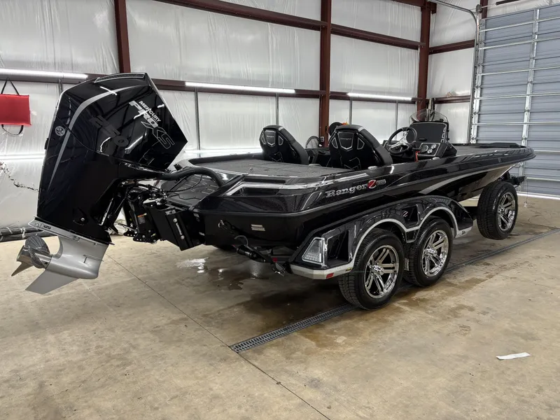 Slide: The Image of Ranger Z521 2025 - 10