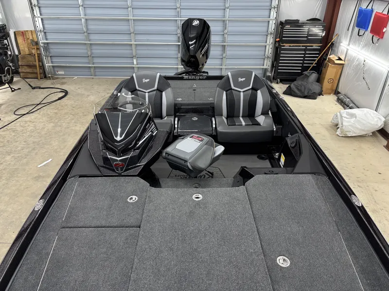 Slide: The Image of Ranger Z521 2025 - 17