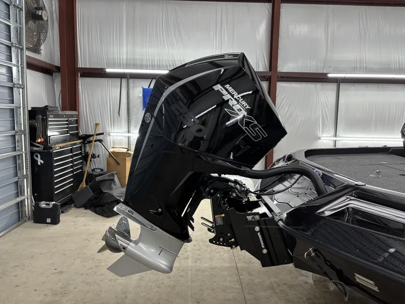 Slide: The Image of Ranger Z521 2025 - 5