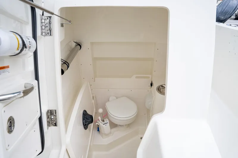 Slide: The Image of Pursuit S 268 Sport 2025 - 12