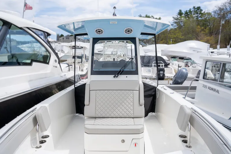 Slide: The Image of Pursuit S 268 Sport 2025 - 15