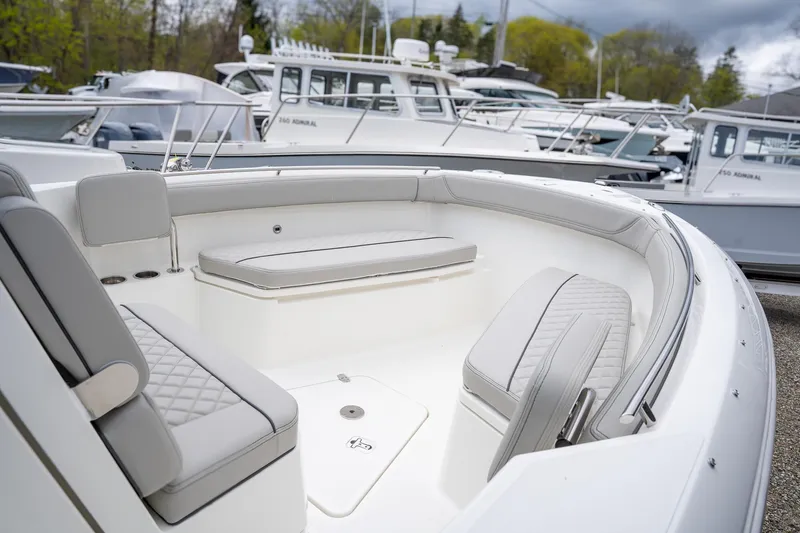 Slide: The Image of Pursuit S 268 Sport 2025 - 17