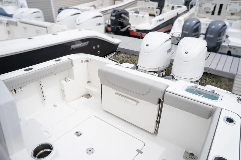 Slide: The Image of Pursuit S 268 Sport 2025 - 7