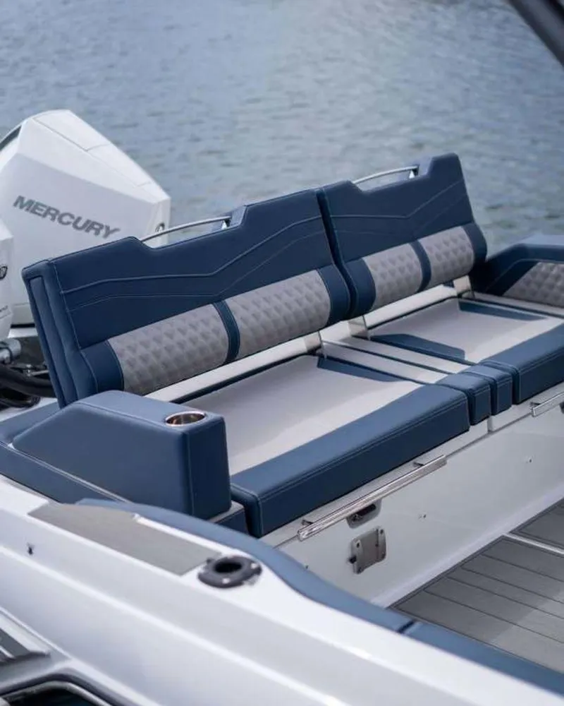 Slide: The Image of Monterey Elite 30 OB 2025 - 3