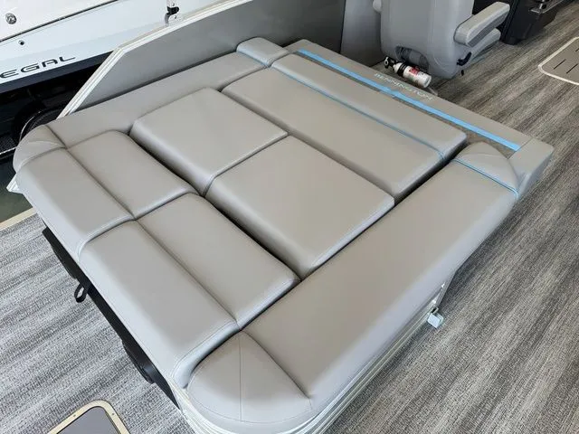 Slide: The Image of Bennington M Swingback 24 MSB 2025 - 15