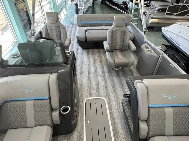 Slide: The Image of Bennington M Swingback 24 MSB 2025 - 19