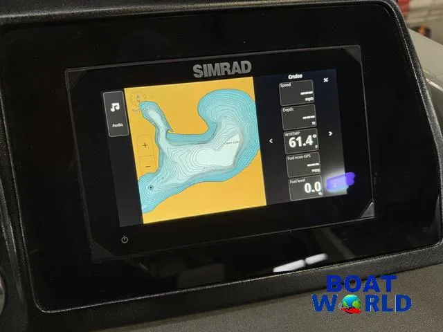 Slide: The Image of Tahoe Cascade 2385 Quad Lounge & Honda 4-Stroke EFI 2025 - 17