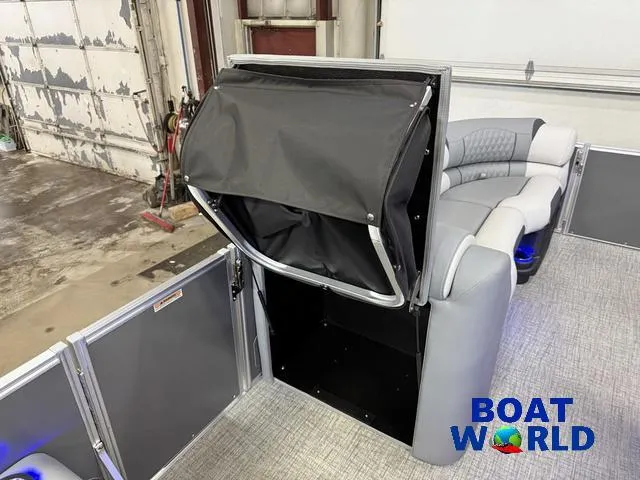 Slide: The Image of Tahoe Cascade 2385 Quad Lounge & Honda 4-Stroke EFI 2025 - 30