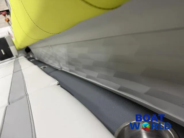 Slide: The Image of Tahoe Aura 2185 Quad Lounge & 75HP 4-Stroke EFI 2025 - 19