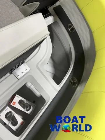 Slide: The Image of Tahoe Aura 2185 Quad Lounge & 75HP 4-Stroke EFI 2025 - 25