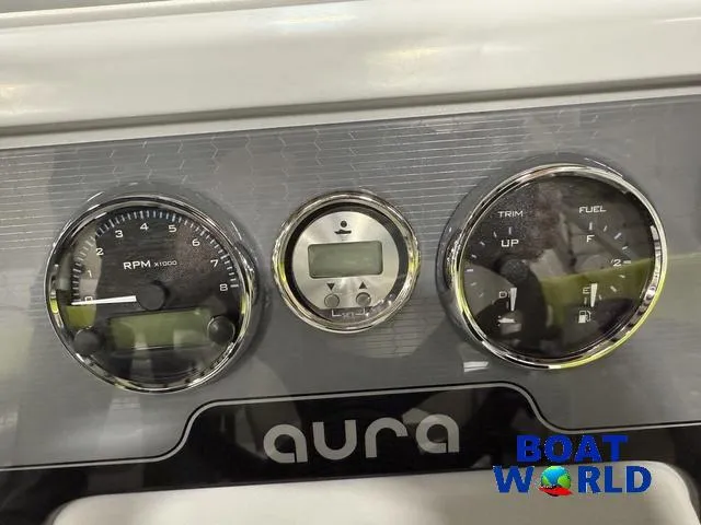 Slide: The Image of Tahoe Aura 2185 Quad Lounge & 75HP 4-Stroke EFI 2025 - 29