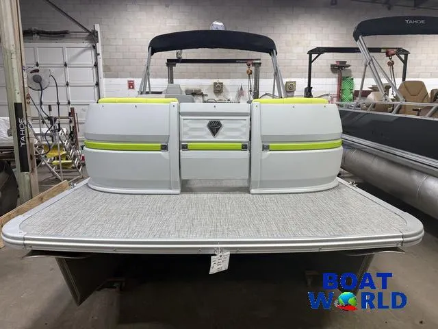 Slide: The Image of Tahoe Aura 2185 Quad Lounge & 75HP 4-Stroke EFI 2025 - 32