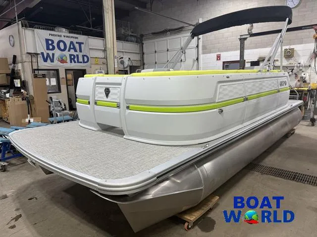 Slide: The Image of Tahoe Aura 2185 Quad Lounge & 75HP 4-Stroke EFI 2025 - 36