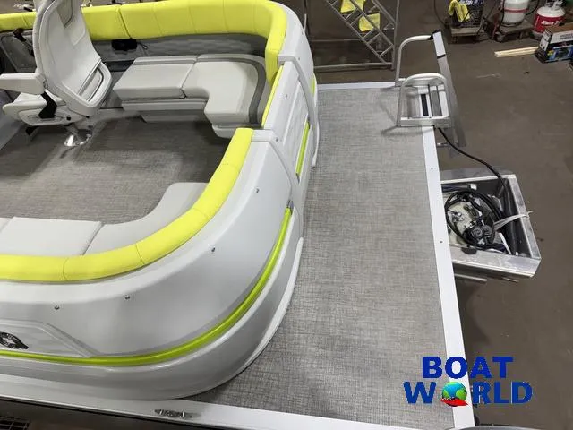 Slide: The Image of Tahoe Aura 2185 Quad Lounge & 75HP 4-Stroke EFI 2025 - 6