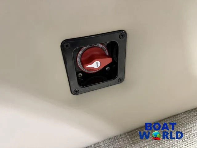 Slide: The Image of Bentley Pontoons Legacy 223 Swingback Tritoon & Honda 4-Stroke EFI 2025 - 27