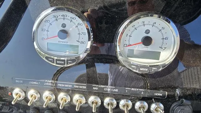 Slide: The Image of Sea Pro 250 Bay 2024 - 8