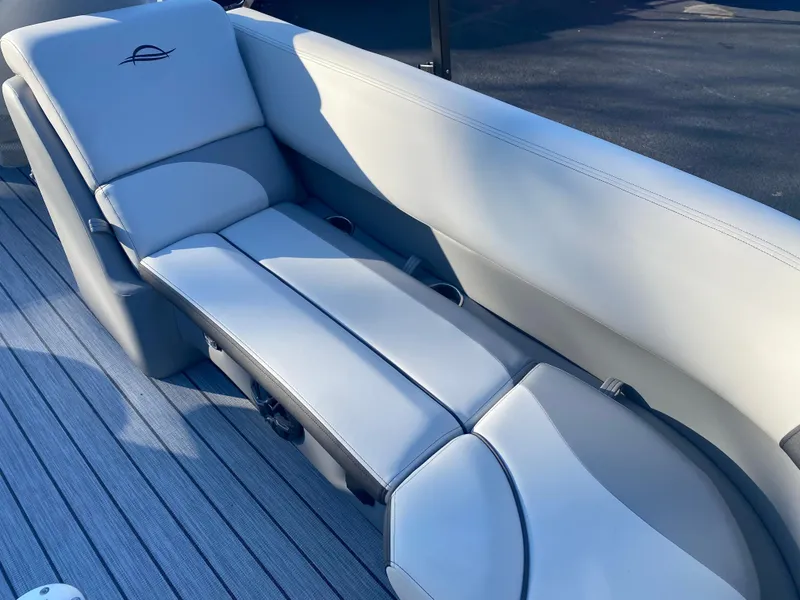 Slide: The Image of SunCatcher Select 324RC 2025 - 11