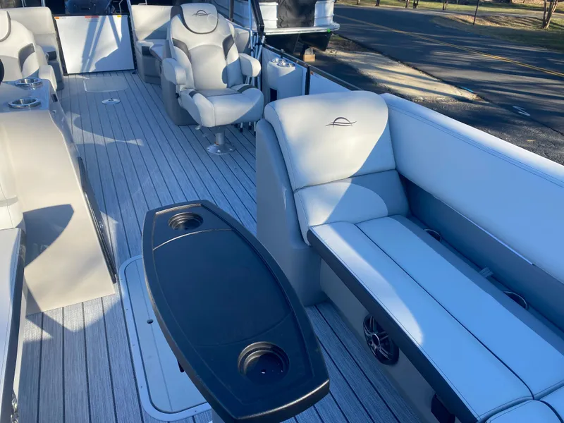 Slide: The Image of SunCatcher Select 324RC 2025 - 24