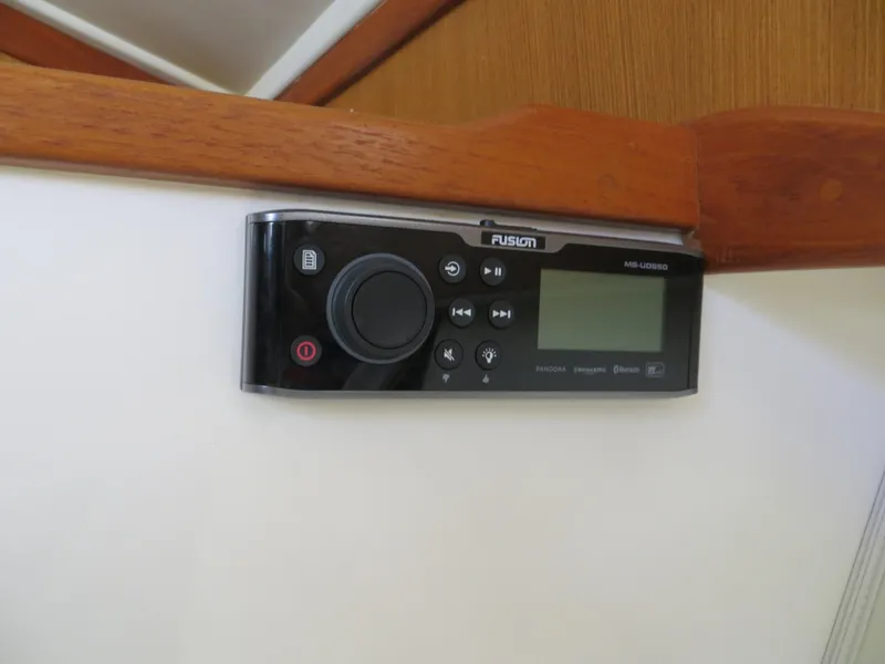 Slide: The Image of Actual Boat - 18