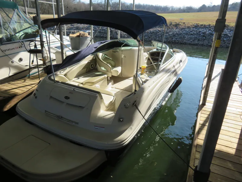 The Image of Sea Ray 240 Sundeck 2006 - 0