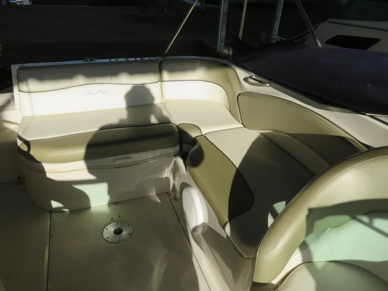 Slide: The Image of Sea Ray 240 Sundeck 2006 - 5