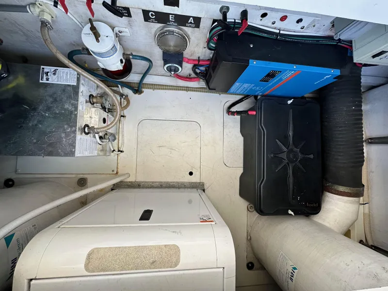 Slide: The Image of Fairline Phantom 42 1998 - 103