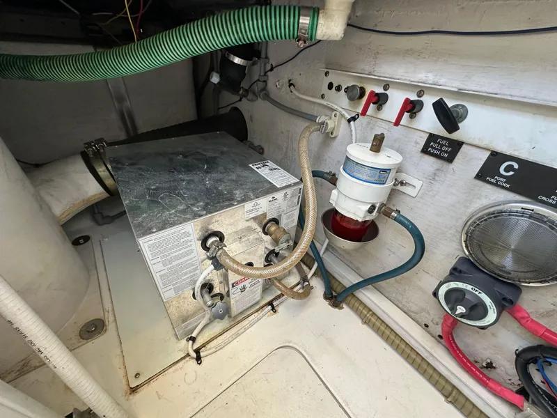 Slide: The Image of Fairline Phantom 42 1998 - 105