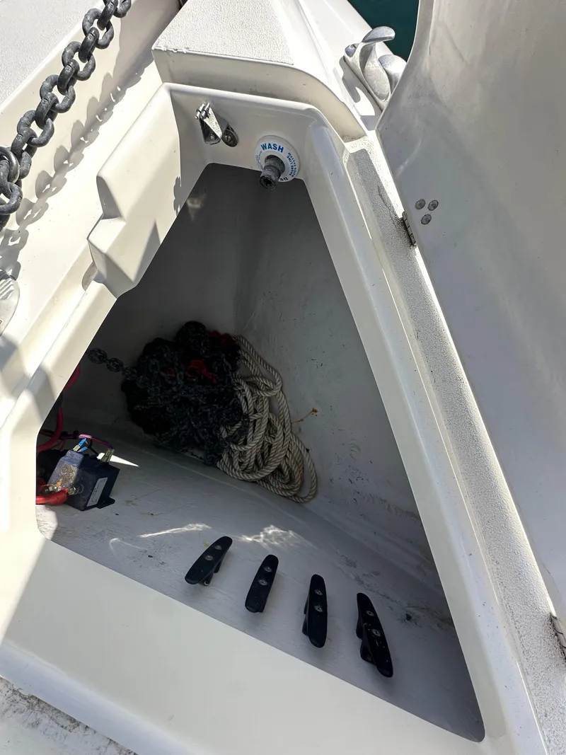Slide: The Image of Fairline Phantom 42 1998 - 37