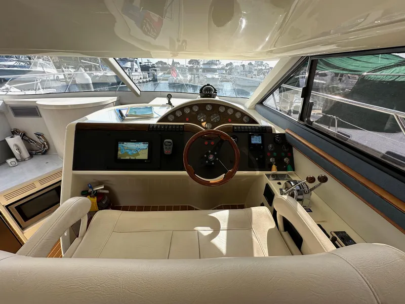 Slide: The Image of Fairline Phantom 42 1998 - 53