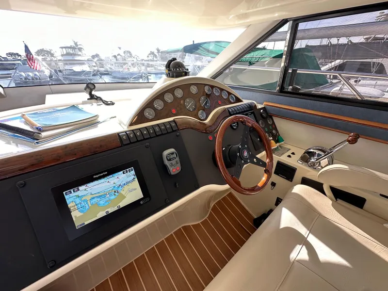 Slide: The Image of Fairline Phantom 42 1998 - 55