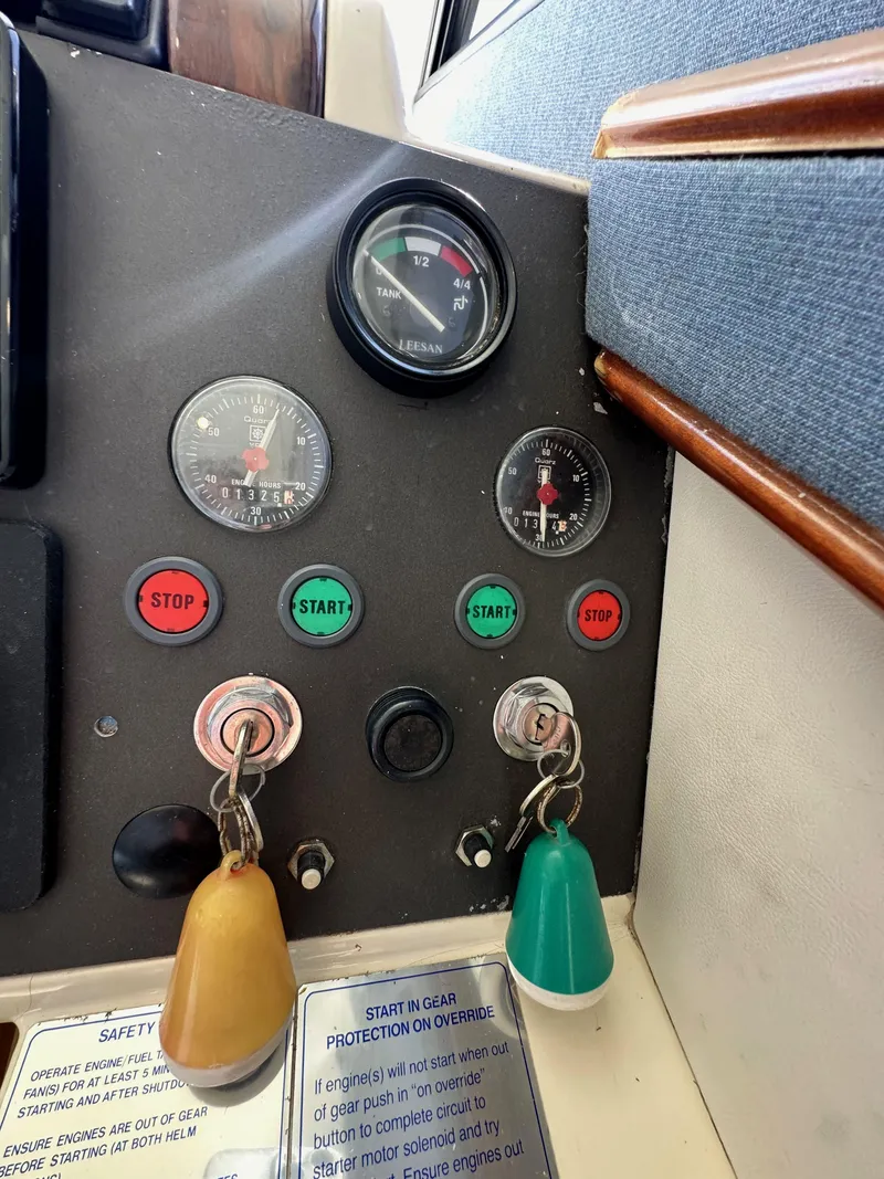 Slide: The Image of Fairline Phantom 42 1998 - 60