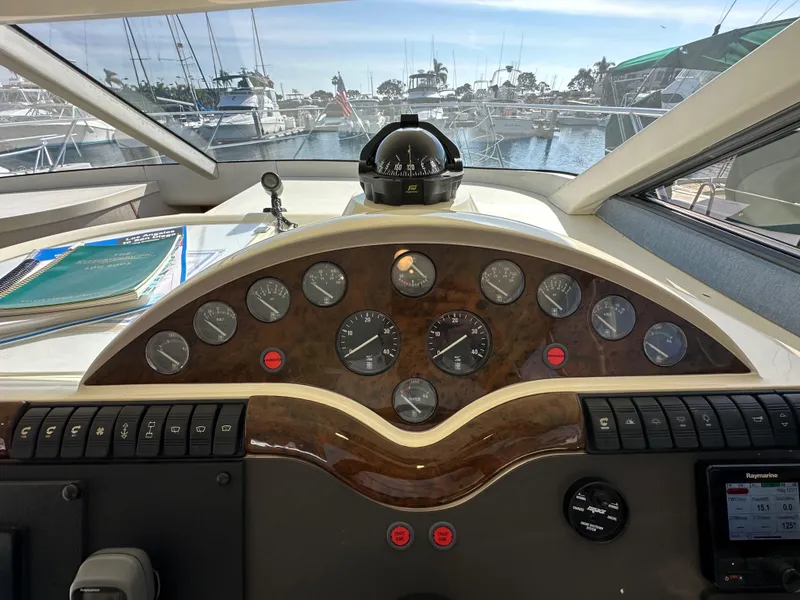 Slide: The Image of Fairline Phantom 42 1998 - 62