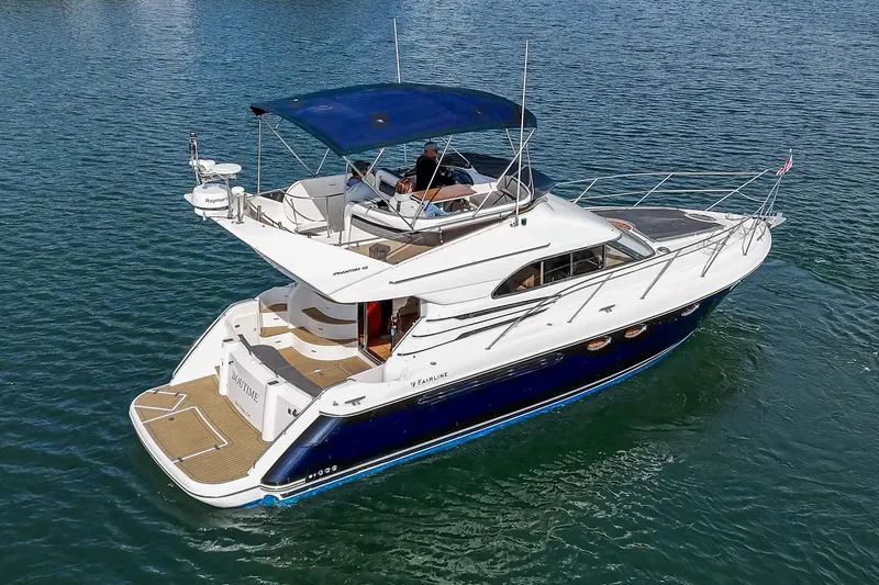 Slide: The Image of Fairline Phantom 42 1998 - 7