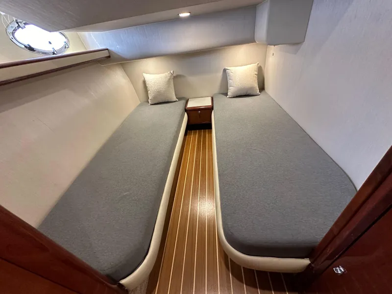 Slide: The Image of Fairline Phantom 42 1998 - 74