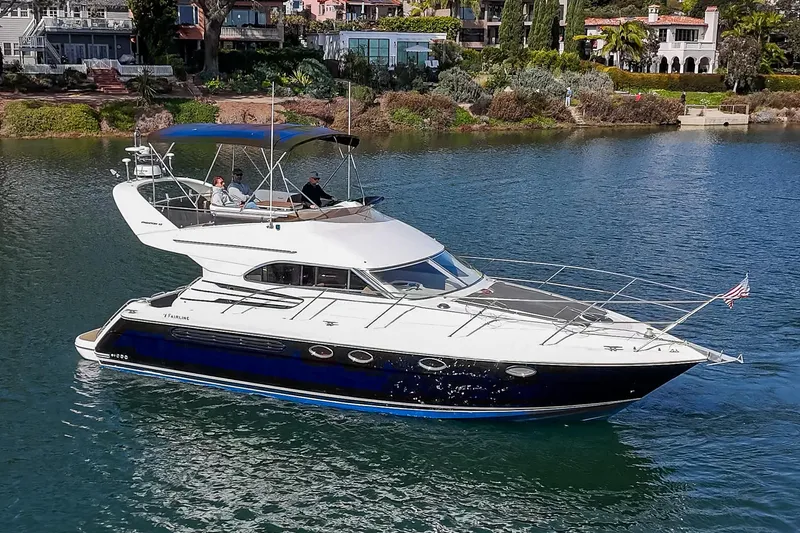 Slide: The Image of Fairline Phantom 42 1998 - 8