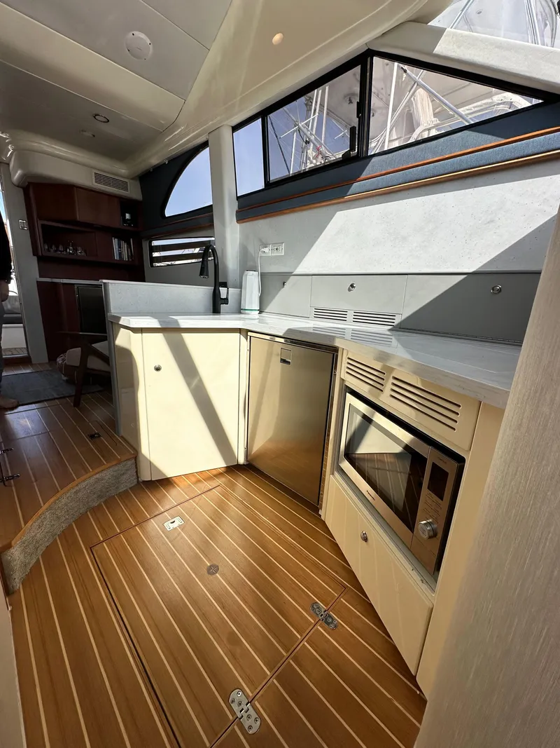 Slide: The Image of Fairline Phantom 42 1998 - 97