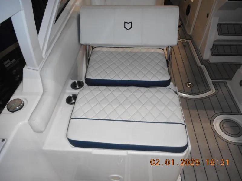 Slide: The Image of Lounger - 11