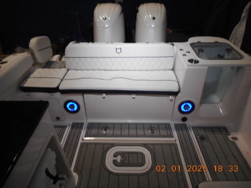 Slide: The Image of Transom Seating - 13