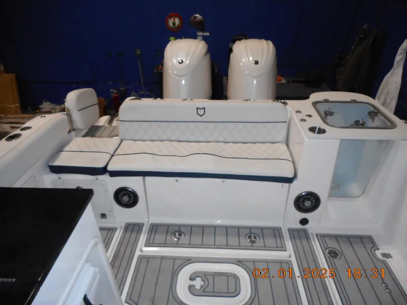 Slide: The Image of Transom Seating - 8