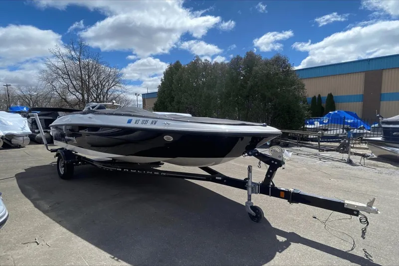 Slide: The Image of Bayliner 180EXL 2016 - 11