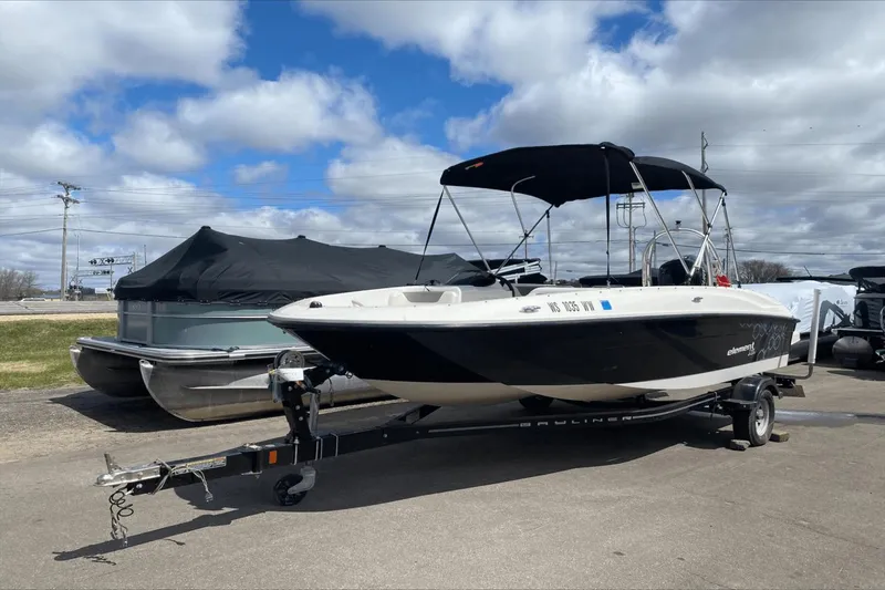 Slide: The Image of Bayliner 180EXL 2016 - 8