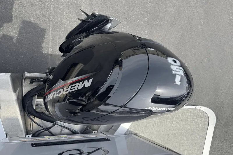 Slide: The Image of Avalon LSZ2185QL 2024 - 7