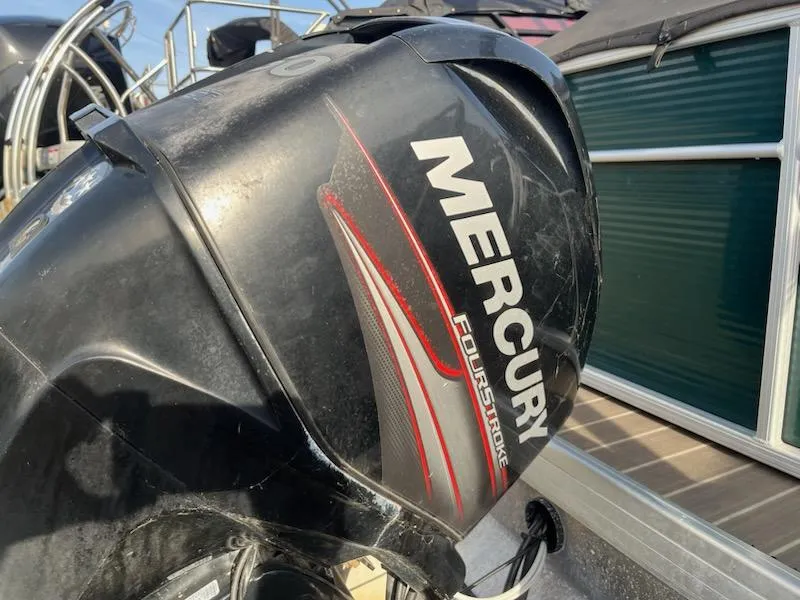 Slide: The Image of Sweetwater 2086 FC 2017 - 11