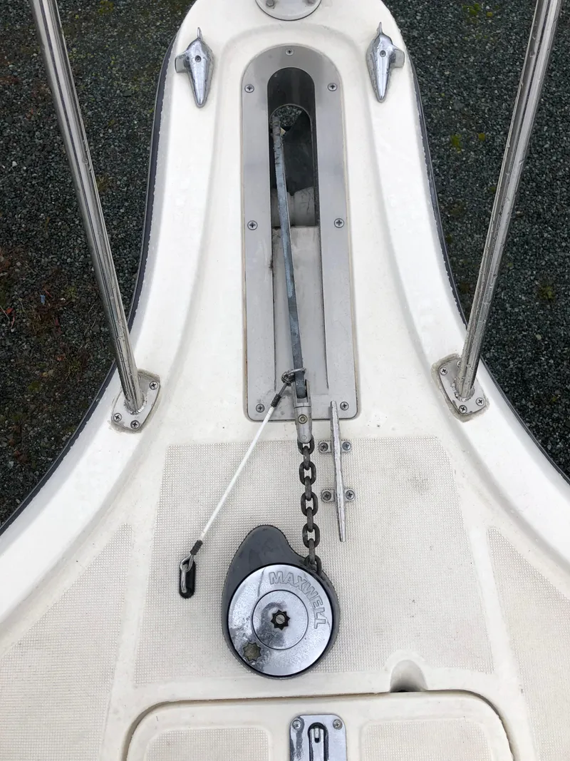 Slide: The Image of Anchor system on a 2000 Tiara Yachts 3100 Open boat deck. - 34