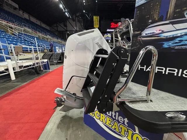 Slide: The Image of 2025 Harris Grand Mariner 250 boat with powerful outboard motor on display. - 39