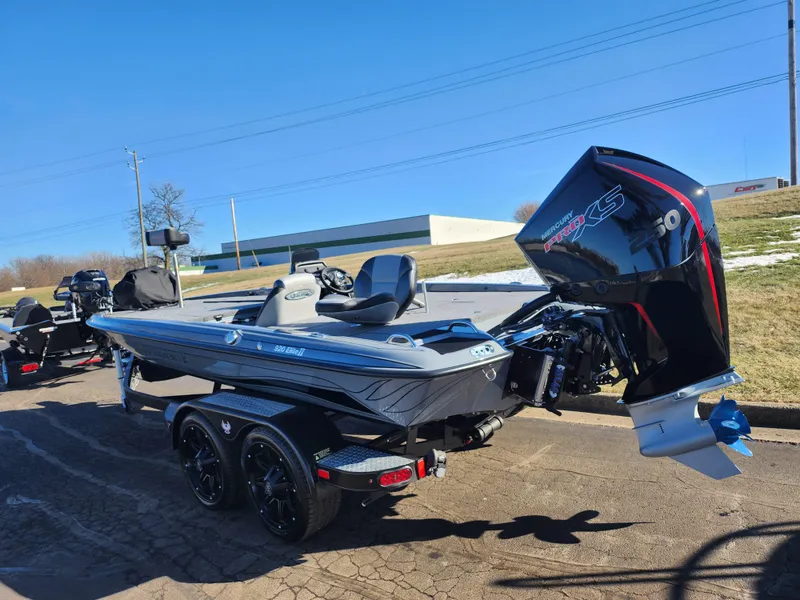 Slide: The Image of Phoenix Bass Boat 920 Elite II 2023 - 3