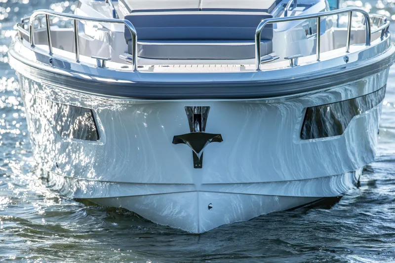 Slide: The Image of Nimbus Tender 11- Bow - 7