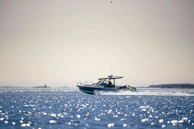 Slide: The Image of Nimbus T9 - 13